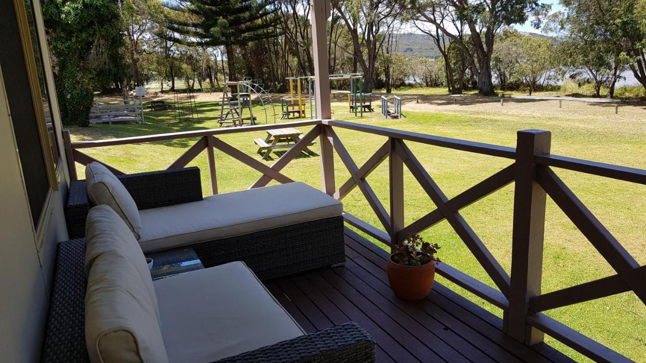 Lilacs Waterfront Villas & Cottages Όλμπανι Εξωτερικό φωτογραφία